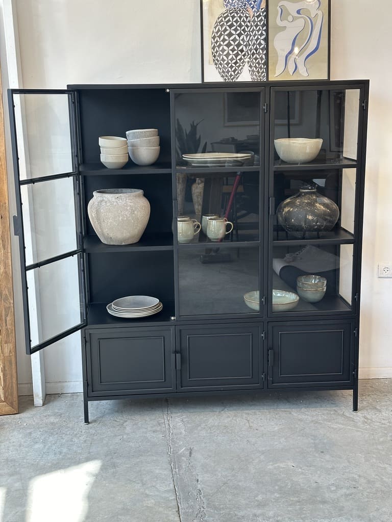 ⁦ארונית שחורה Klair⁩ – תמונה ⁦3⁩