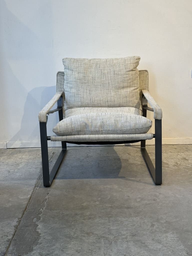 Amenda – כורסה בעיצוב מודרני ונינוח