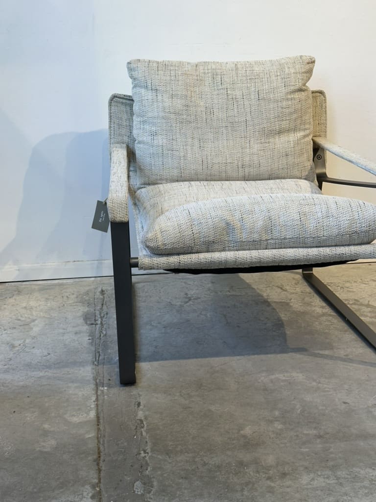 ⁦Amenda – כורסה בעיצוב מודרני ונינוח⁩ – תמונה ⁦2⁩