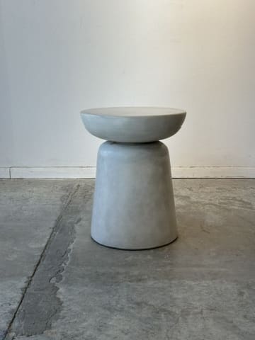 שולחן צד Bot n.1