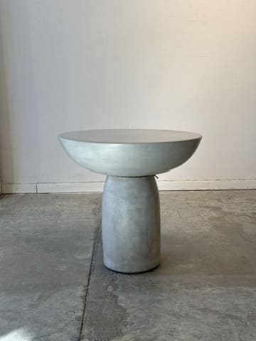 שולחן סלון M Bot