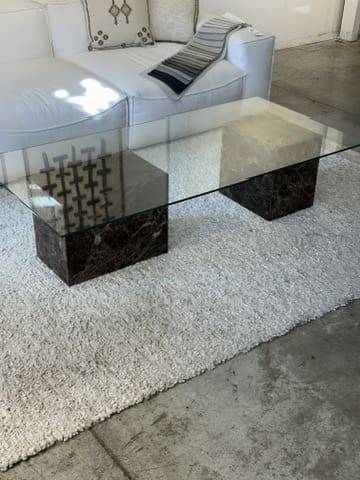 שולחן Emperador בייצור אשי