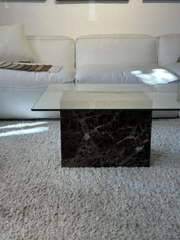 ⁦שולחן Emperador בייצור אשי⁩ – תמונה ⁦2⁩