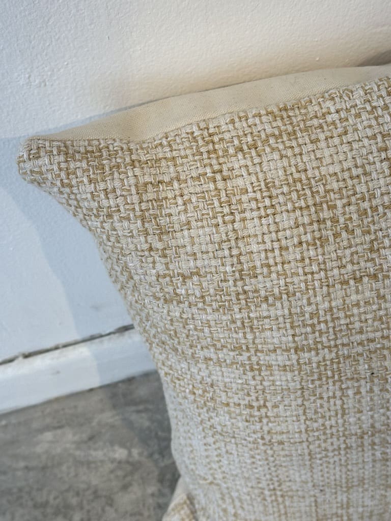 ⁦כרית Bordeaux שמנת 50/50⁩ – תמונה ⁦2⁩