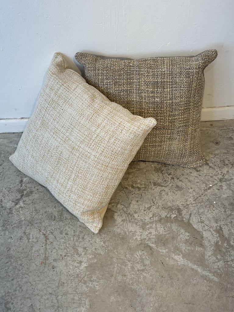 ⁦כרית Bordeaux מוקה 50/50⁩ – תמונה ⁦2⁩