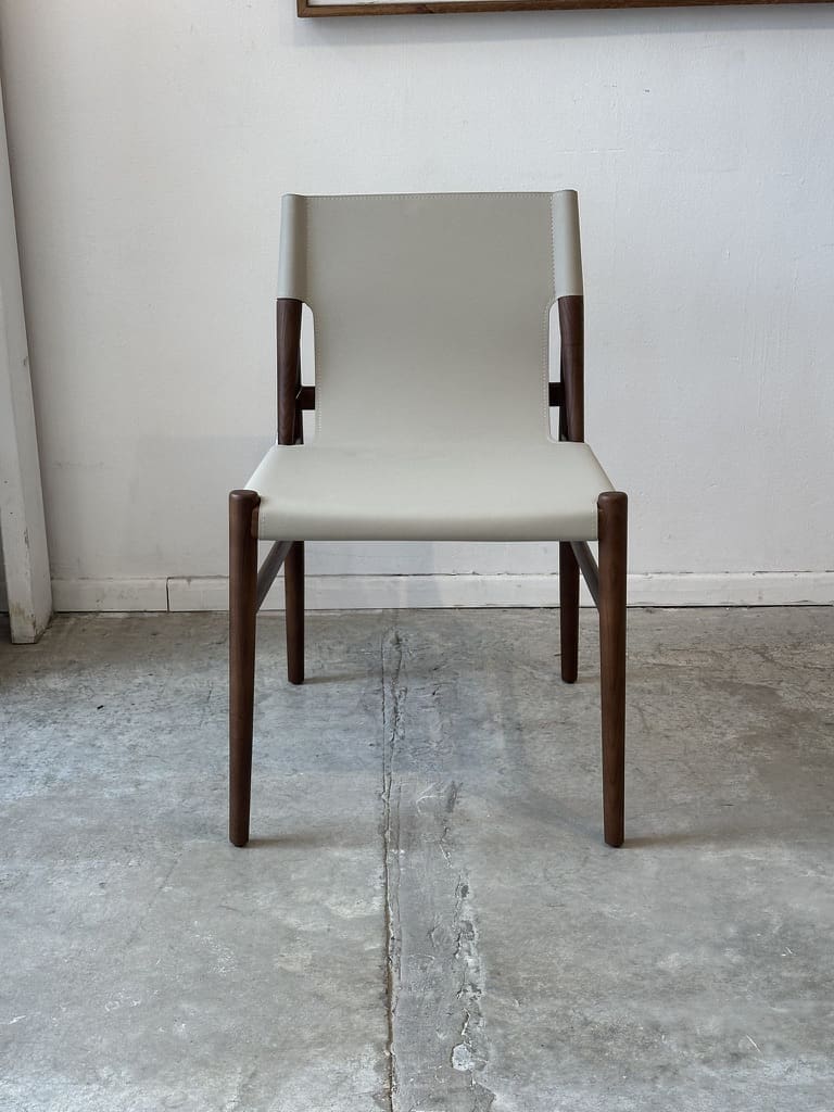 כסא אוכל Nuri אגוז